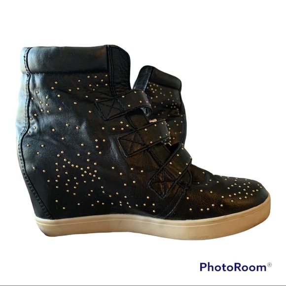 🎉SALE🎉Steve Madden Vintage Wedge Boot size 8 - Picture 4 of 4